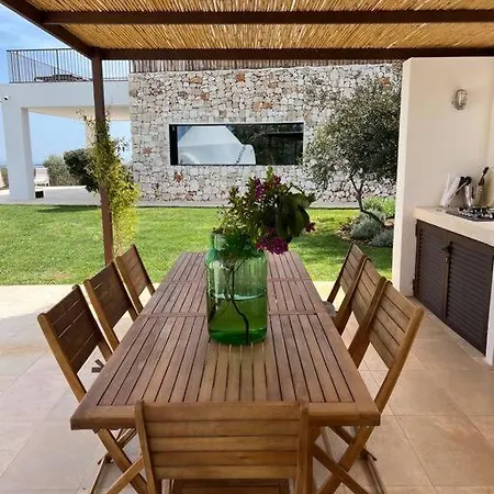 Villa Luxury With Breathtaking Panoramic Sea View.